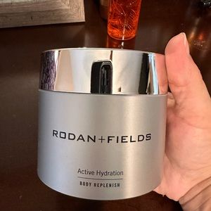 Rodan + fields active hydration body replenish